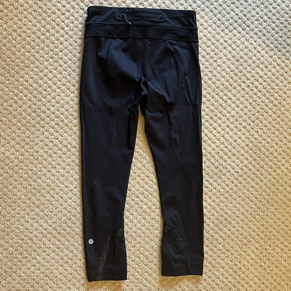 lululemon capri pant size 4 - Picture 2 of 3